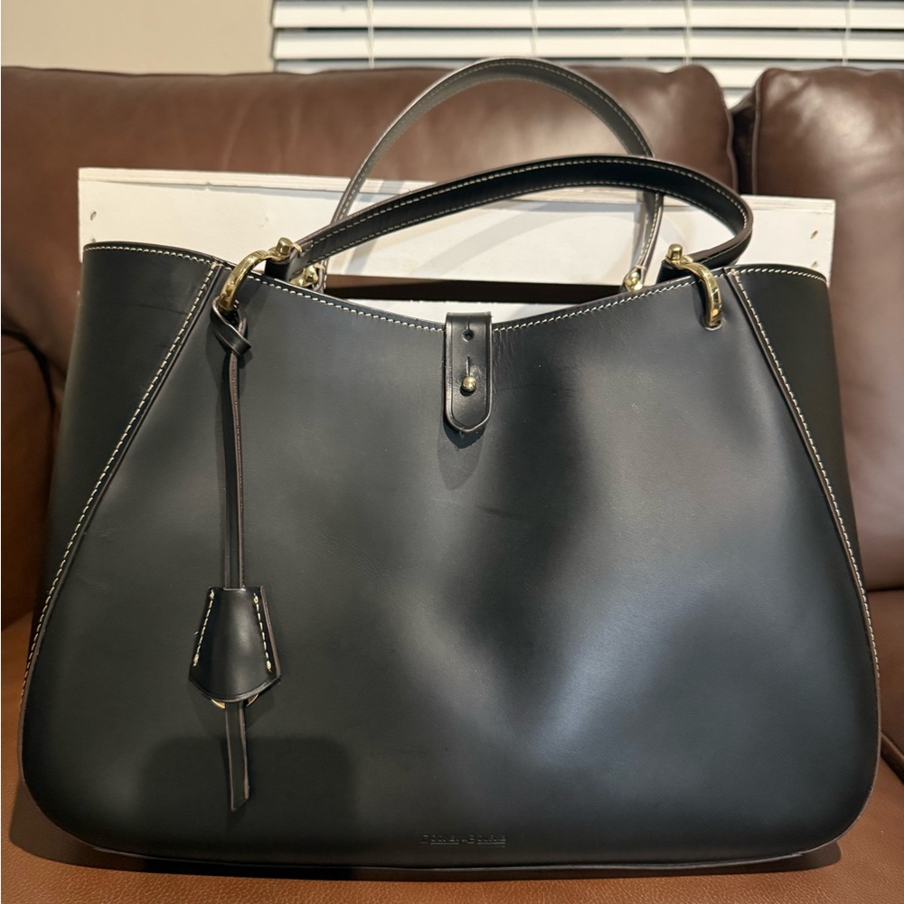Dooney & Bourke Alto Camilla